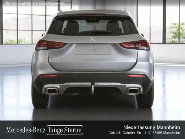 Mercedes-Benz GLA 180