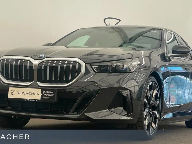 BMW 530 e A Lim M-Sport AHK LCPro HUD ACCPro 21"LM 2024 Hybride / Benzine