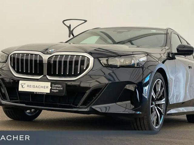 BMW 520 i A Tou M-Sport ANK ACCPro 360°/RFk PDC 20"LM 2026 Benzine