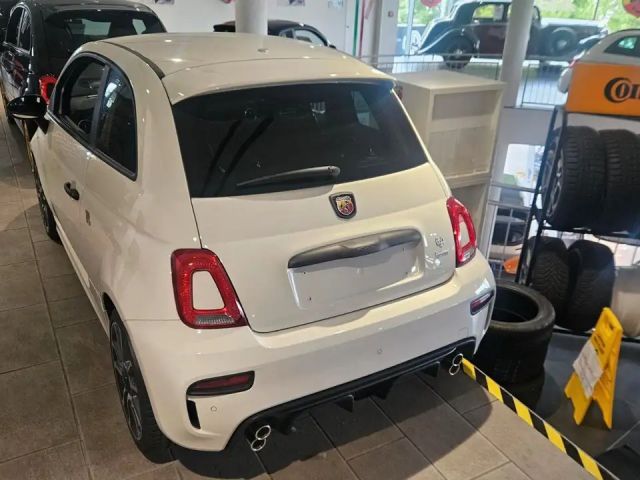 Abarth 695