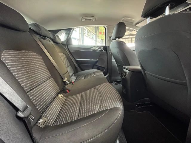 Kia Ceed / cee'd