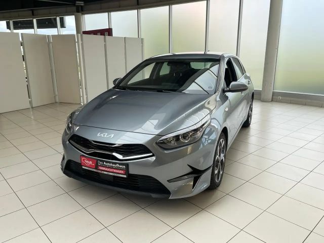 Kia Ceed / cee'd