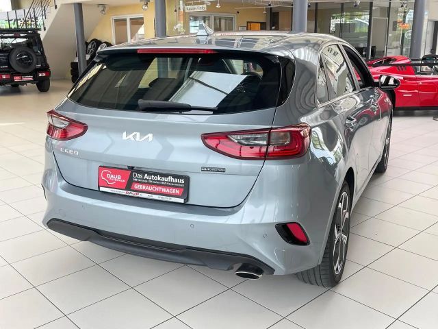 Kia Ceed / cee'd
