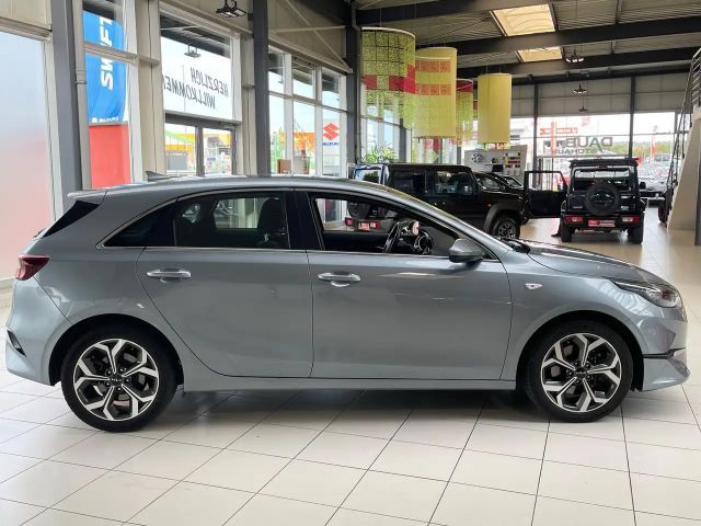Kia Ceed / cee'd