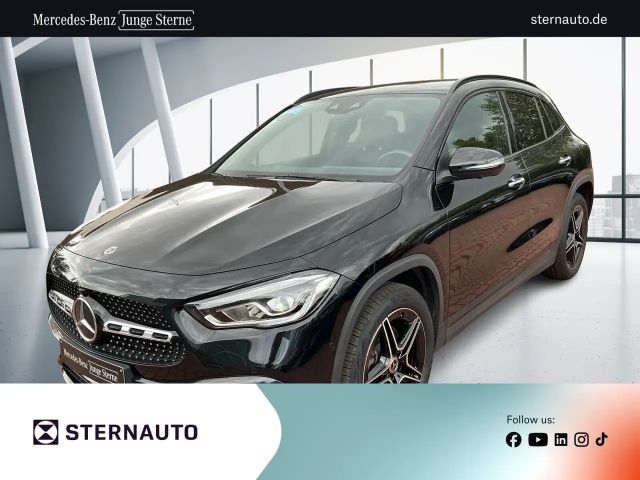 Mercedes-Benz GLA 250 GLA 250 e AMG Night PanoD 360°Cam LED Keyless-Go 2022 Hybride / Benzine
