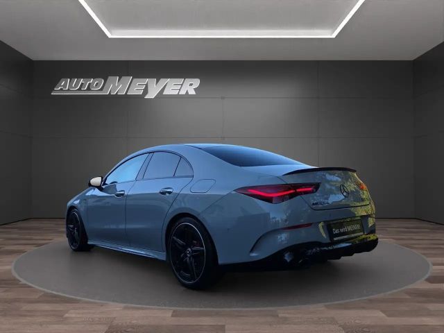 Mercedes-Benz CLA 35 AMG