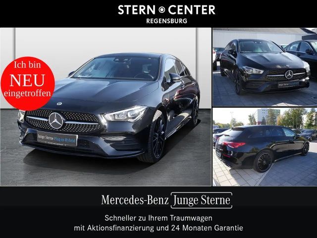 Mercedes-Benz CLA 250 e Shooting Brake AMG MBUX Night Ambiente 2022 Hybride / Benzine