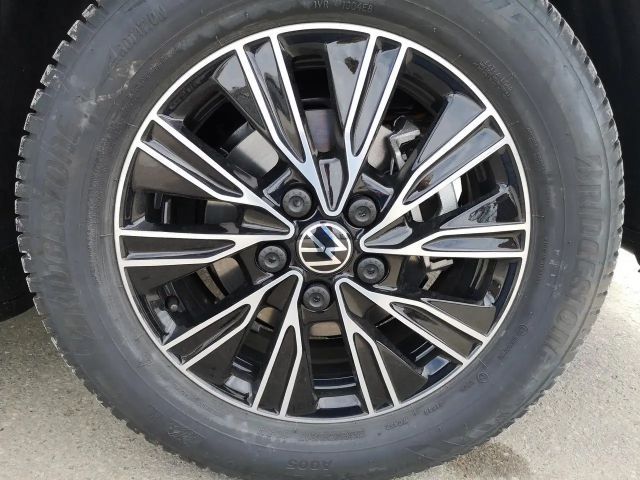 Volkswagen T7 Multivan 1,5eHybrid DSG 4Motion Komfort LÜ 7 Sitzer 180 ... 2025 Hybride / Benzine