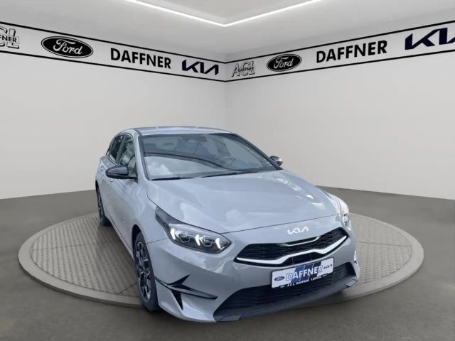 Kia Ceed / cee'd