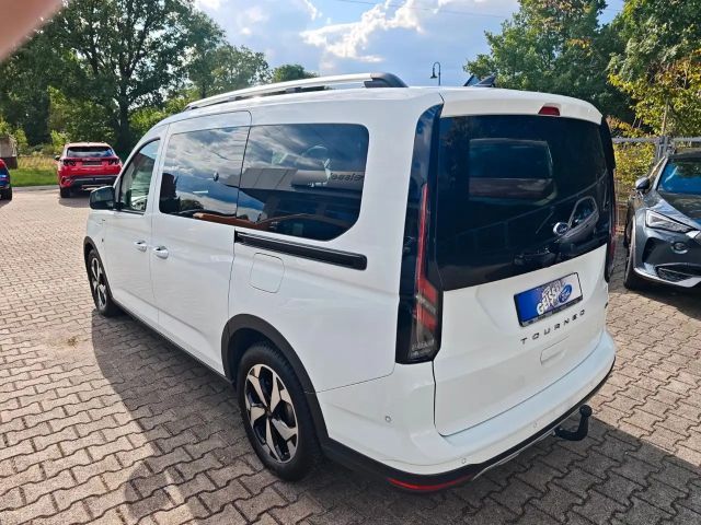 Ford Grand Tourneo