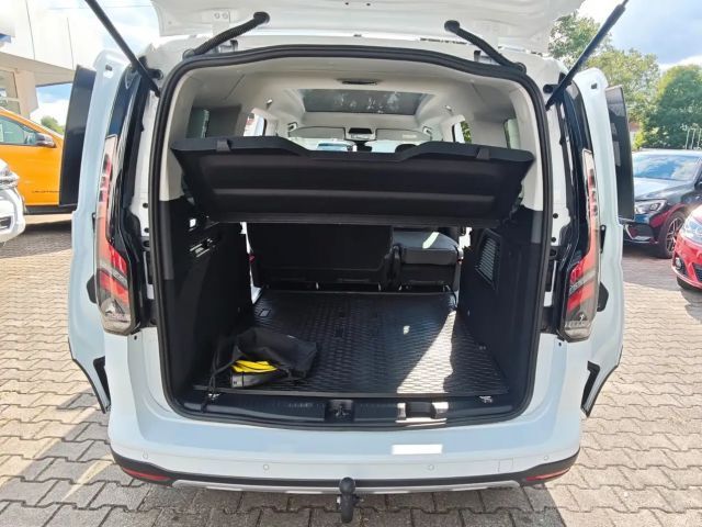 Ford Grand Tourneo