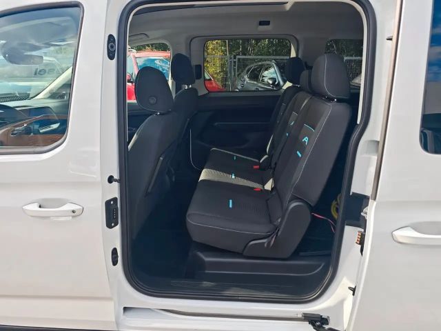 Ford Grand Tourneo