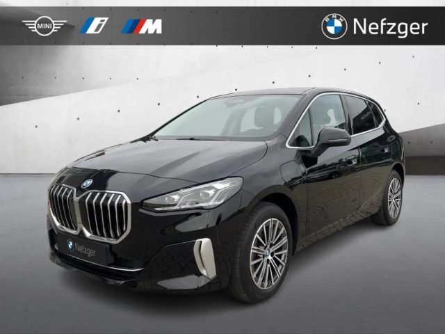 BMW 225 Active Tourer e xDrive Luxury Line Driving Assista 2023 Hybride / Benzine