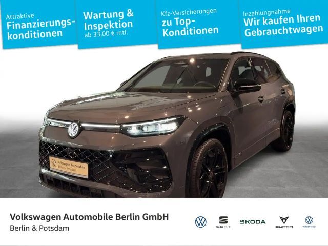 Volkswagen Tayron 1.5 TSI eHybrid R-Line P-DACH AHK MASSAGE 2025 Hybride / Benzine