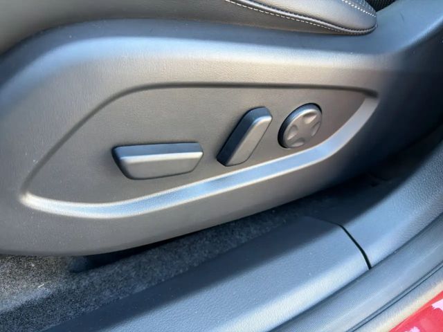 Mazda CX-6e