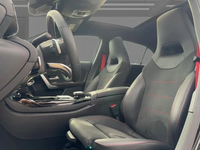 Mercedes-Benz A 35 AMG