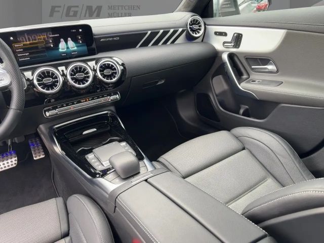 Mercedes-Benz CLA 35 AMG