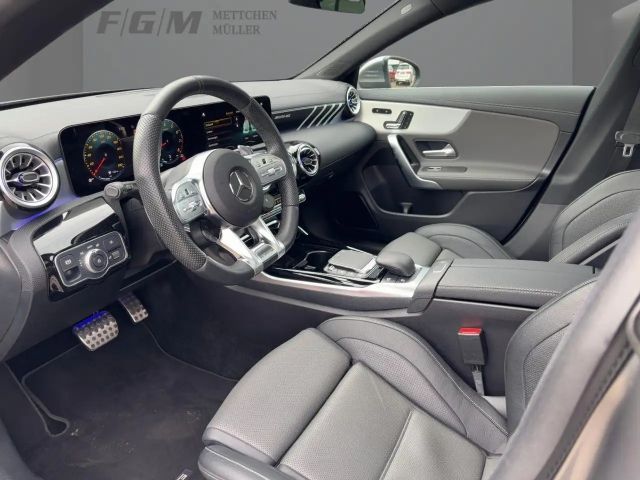 Mercedes-Benz CLA 35 AMG