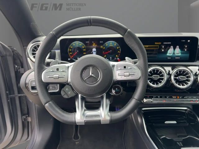 Mercedes-Benz CLA 35 AMG