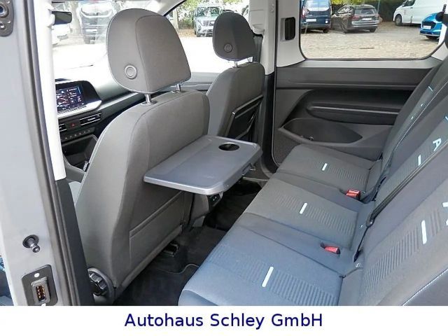 Ford Grand Tourneo