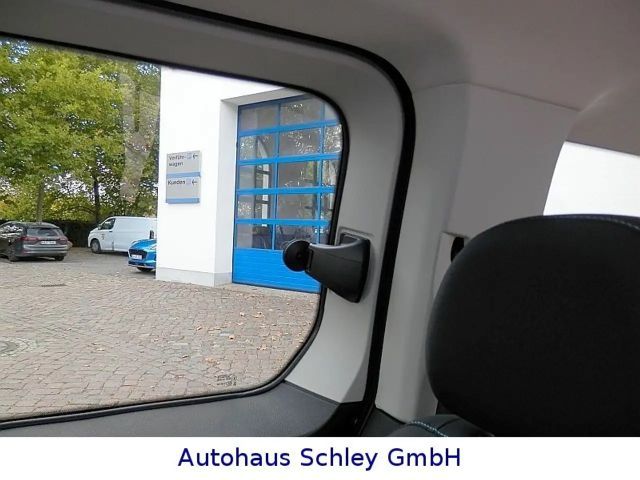 Ford Grand Tourneo
