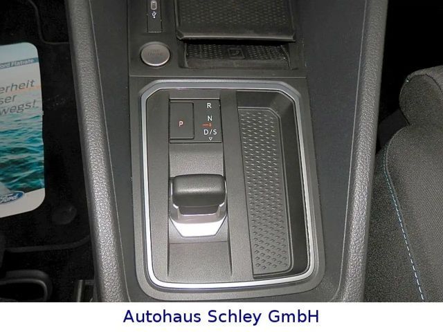 Ford Grand Tourneo