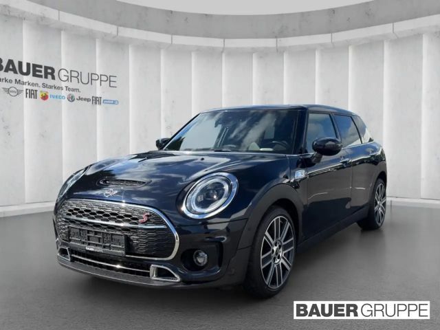 MINI Cooper S Clubman LED Panoramadach Rückfahrkamera Navi Younique Trim 2021 Benzine