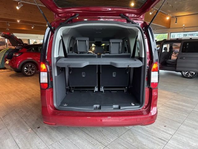 Ford Grand Tourneo