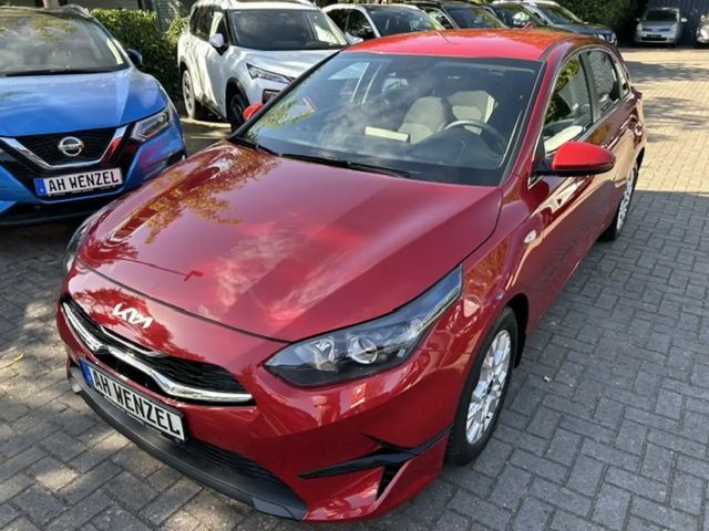 Kia Ceed / cee'd