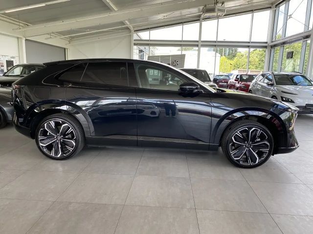 Mazda CX-6e