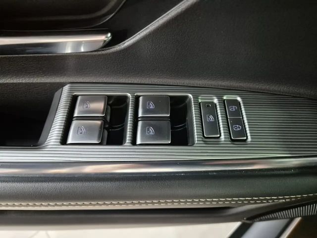 Mazda 6e