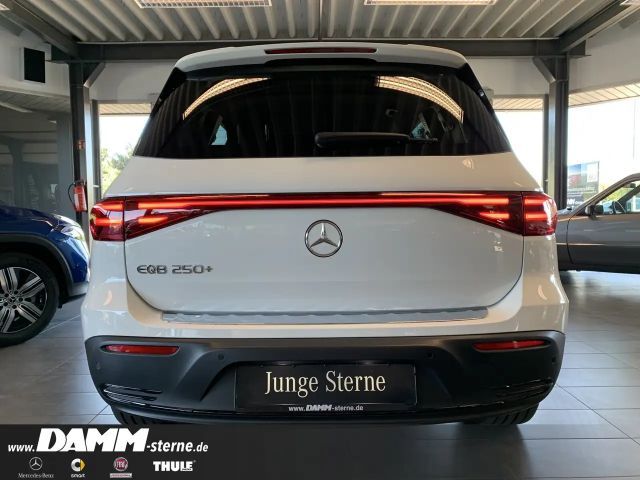 Mercedes-Benz EQB 250