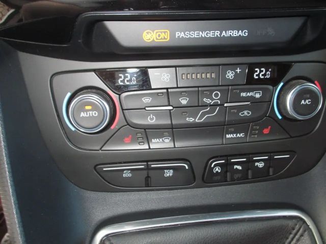 Ford Grand Tourneo