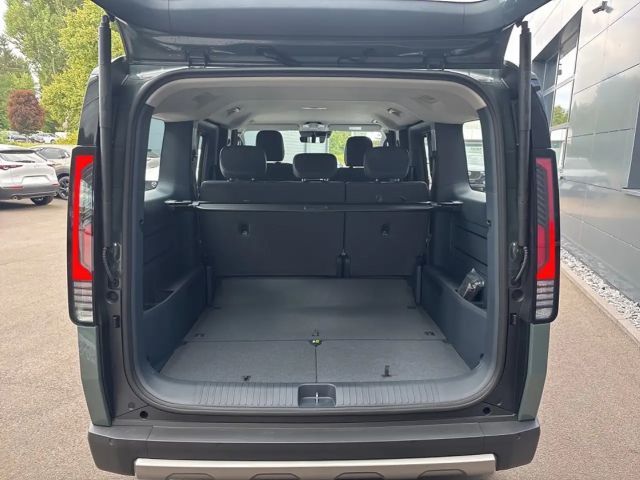 Kia PV5 Passenger
