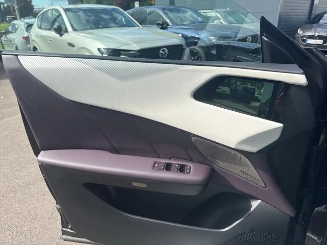 Mazda CX-6e