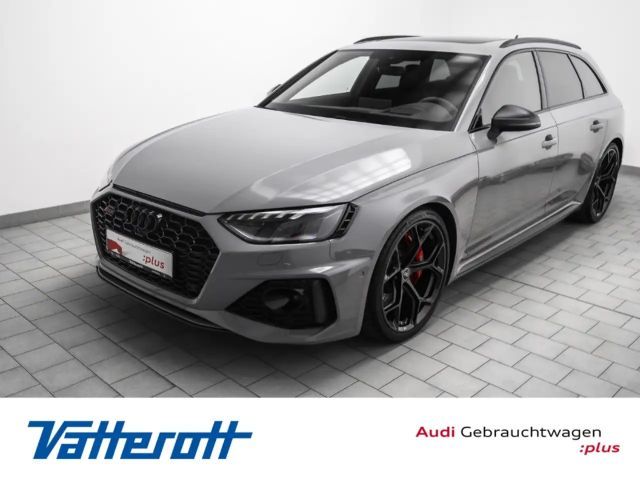 Audi RS4 Avant performance Pano AHK HuD ACC Navi Matrix 2024 Benzine