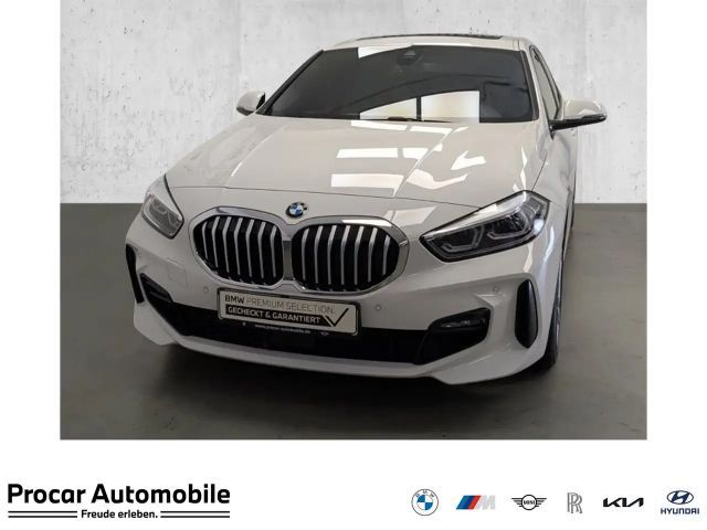 BMW 116 i M Sport Pano HiFi AdapLED 17'' DAB 2023 Benzine
