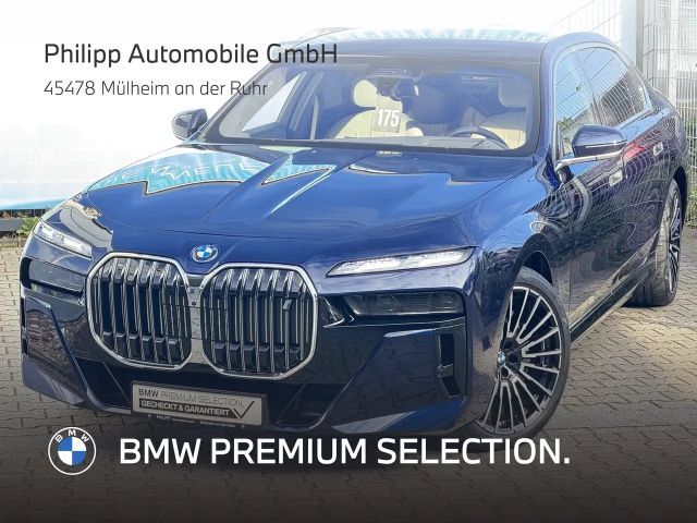 BMW i7 xDrive60 M Sport B&W AHK TV Lounge Pano Massage 2025 Elektrisch