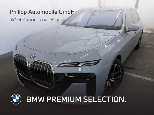 BMW i7 xDrive60 M Sport B&W Lounge TV Massage 2025 Elektrisch