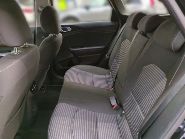 Kia Ceed / cee'd