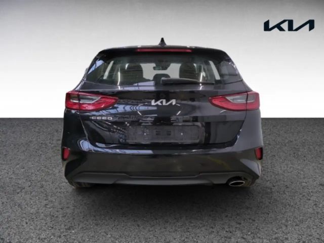 Kia Ceed / cee'd