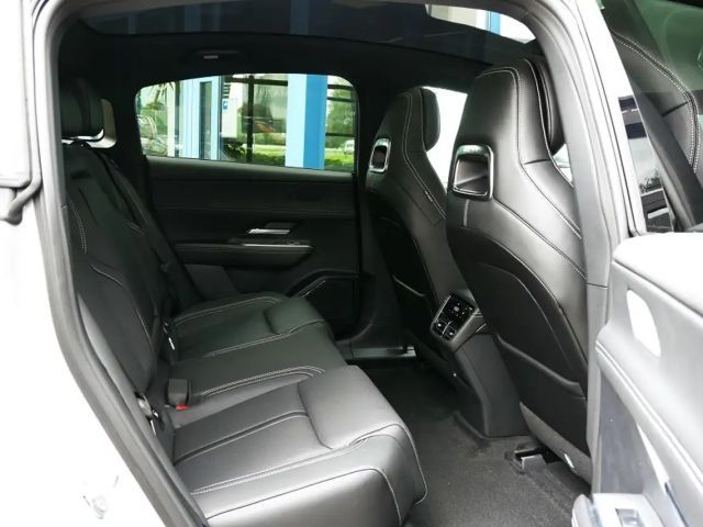 Mazda 6e