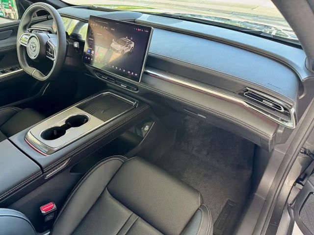 Mazda 6e