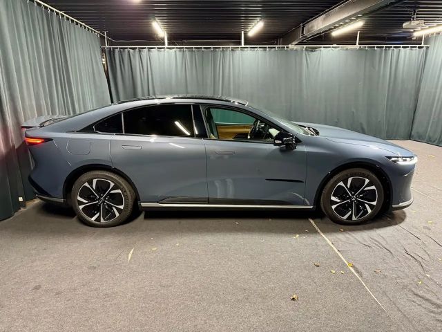 Mazda 6e