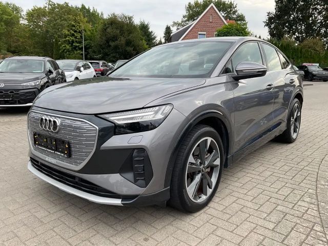 Audi Q4 e-tron 40,82KWS,Kamera,Navi,LED,Sonos,Wärmep 2022 Elektrisch