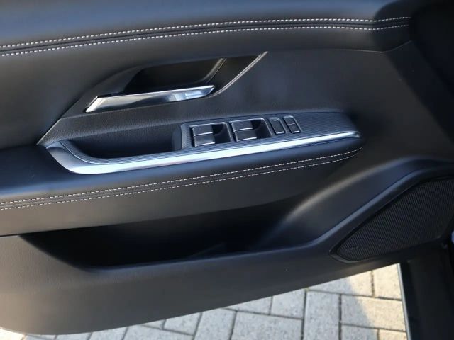 Mazda 6e