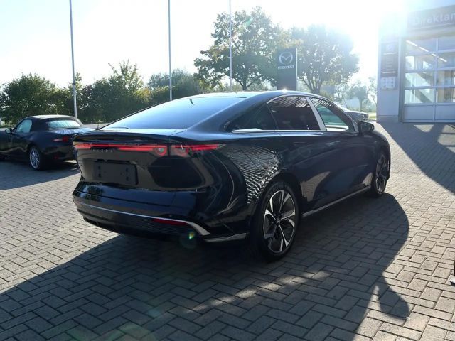 Mazda 6e