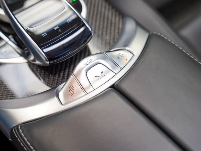 Mercedes-Benz C 63 AMG