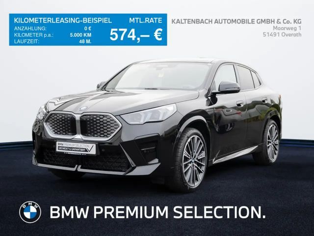 BMW iX2 xDrive30 M-Sport PANO AHK HUD 360° LED 2025 Elektrisch
