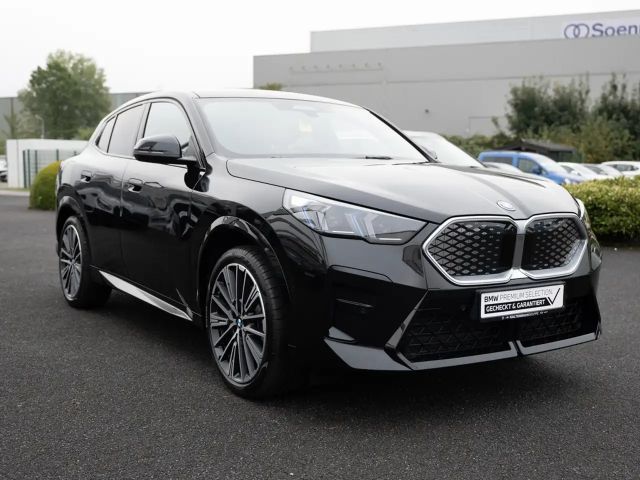 BMW iX2